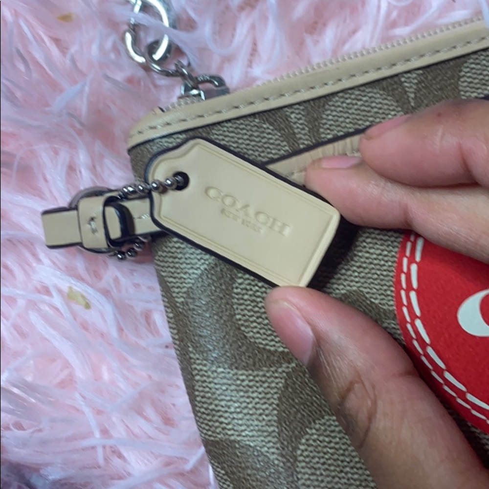 Coach wallet - Picture 3 of 3
